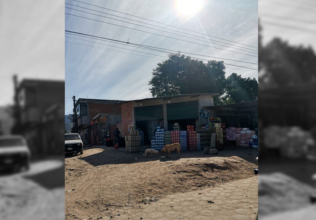 Los productos de contrabando son ofertados en las calles de Yacuiba a la vista de todos. En municipios fronterizos, es casi nulo el consumo de productos nacionales.