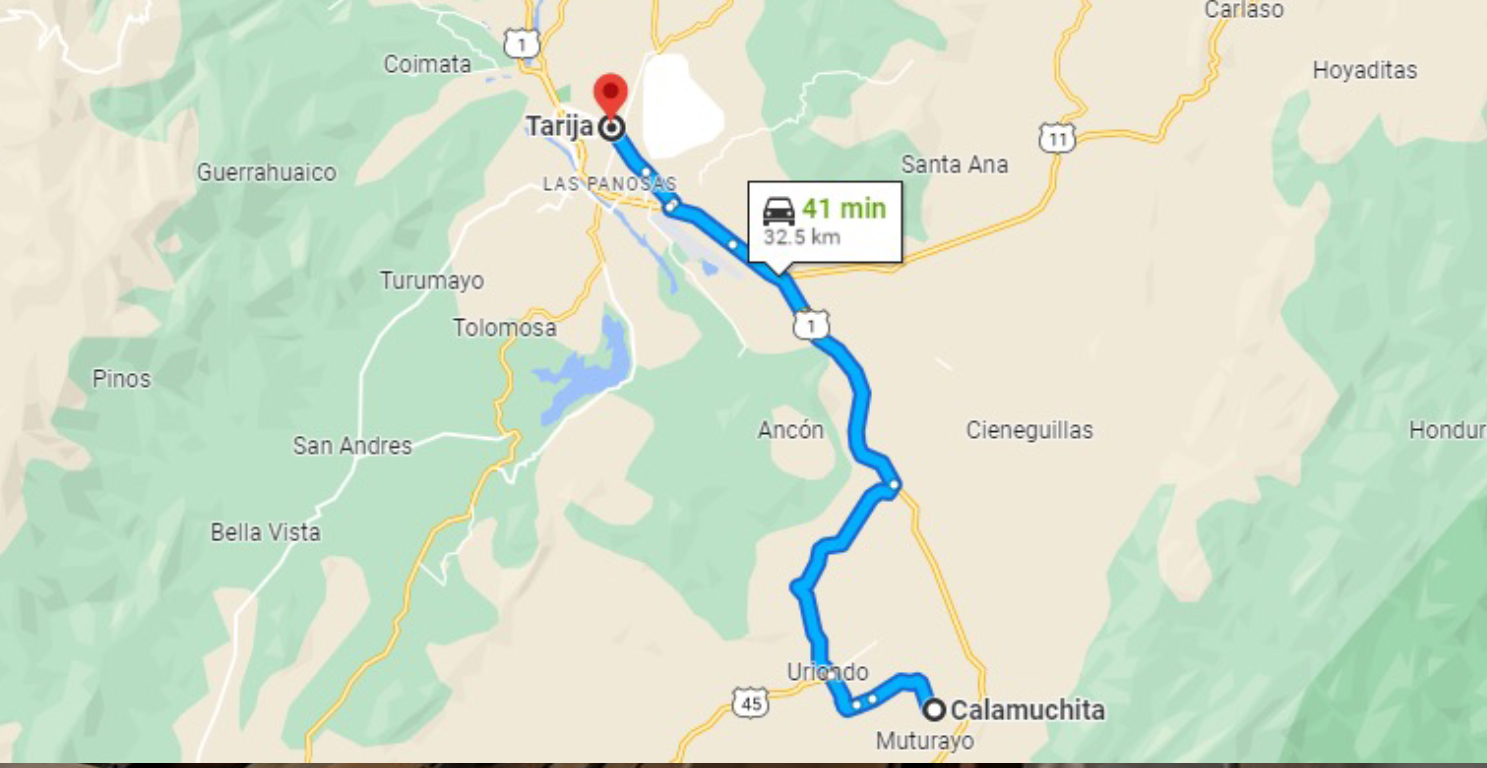 La distancia entre la comunidad de Calamuchita y la ciudad de Tarija es de 32.5 kilómetros. En esta zona se encuentra la planta de politubos. Imágenes: Google Maps.