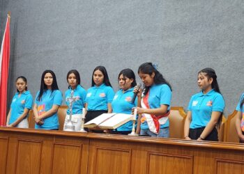 Las niñas toman el poder del Tribunal Departamental De Justicia en la campaña “Niñas con igualdad” de Plan International