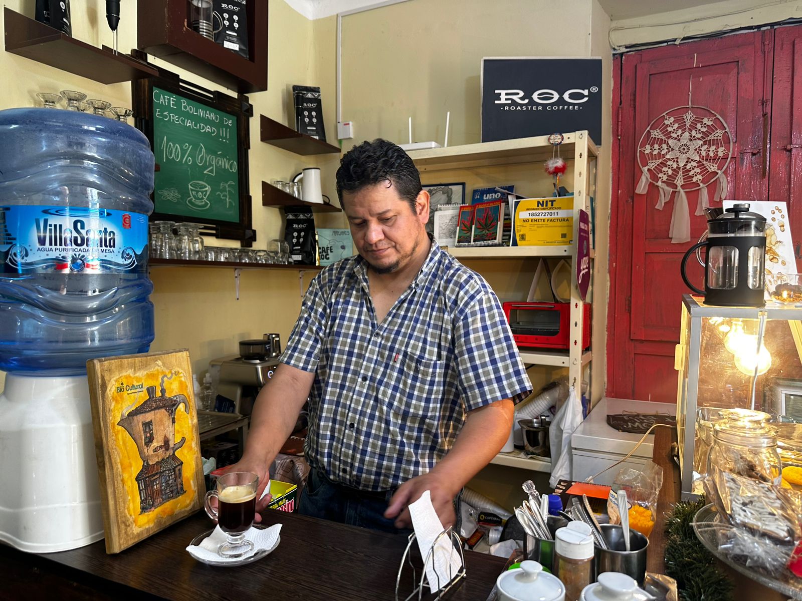 Hernan Ruiz, barista de BioCultural. 